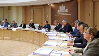 Председатель Правительства Российской Федерации Д.А.Медведев провёл селекторное совещание по вопросу «О готовности системы образования к началу 2012–2013 учебного года»