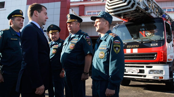 Prime Minister Dmitry Medvedev visits the Tomsk Region’s fire station of the 5th Brigade of the Federal Fire Service