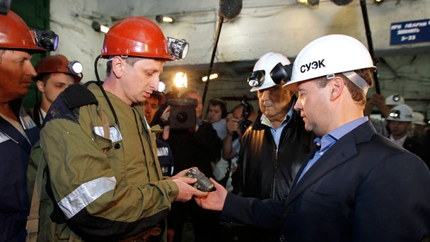 Prime Minister Dmitry Medvedev meets with miners of the Komsomolets coal mine