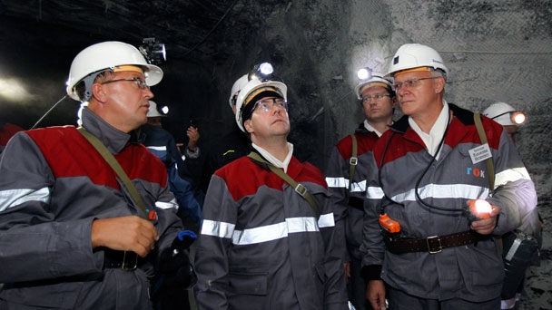 Председатель Правительства Российской Федерации Д.А.Медведев посетил угольную шахту «Листвяжная»