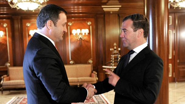 Prime Minister Dmitry Medvedev meets with Prime Minister of Moldova Vladimir Filat