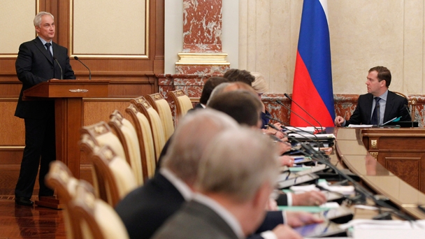 Dmitry Medvedev at the Government meeting