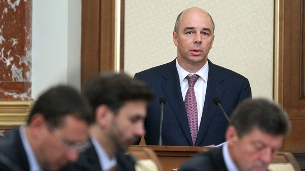 Finance Minister Anton Siluanov at government meeting