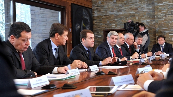 Встреча с представителями фракций Государственной Думы