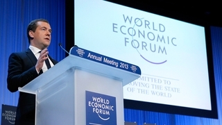 Пленарная сессия Всемирного экономического форума «Сценарии развития Российской Федерации»