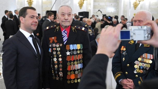 Medvedev attends Kremlin reception on the 70th anniversary of the Stalingrad victory