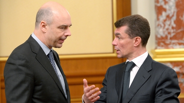 Finance Minister Anton Siluanov and Minister of Labour and Social Protection Maxim Topilin