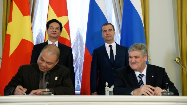 По итогам российско-вьетнамских переговоров в присутствии Дмитрия Медведева и Нгуен Тан Зунга был подписан ряд документов
